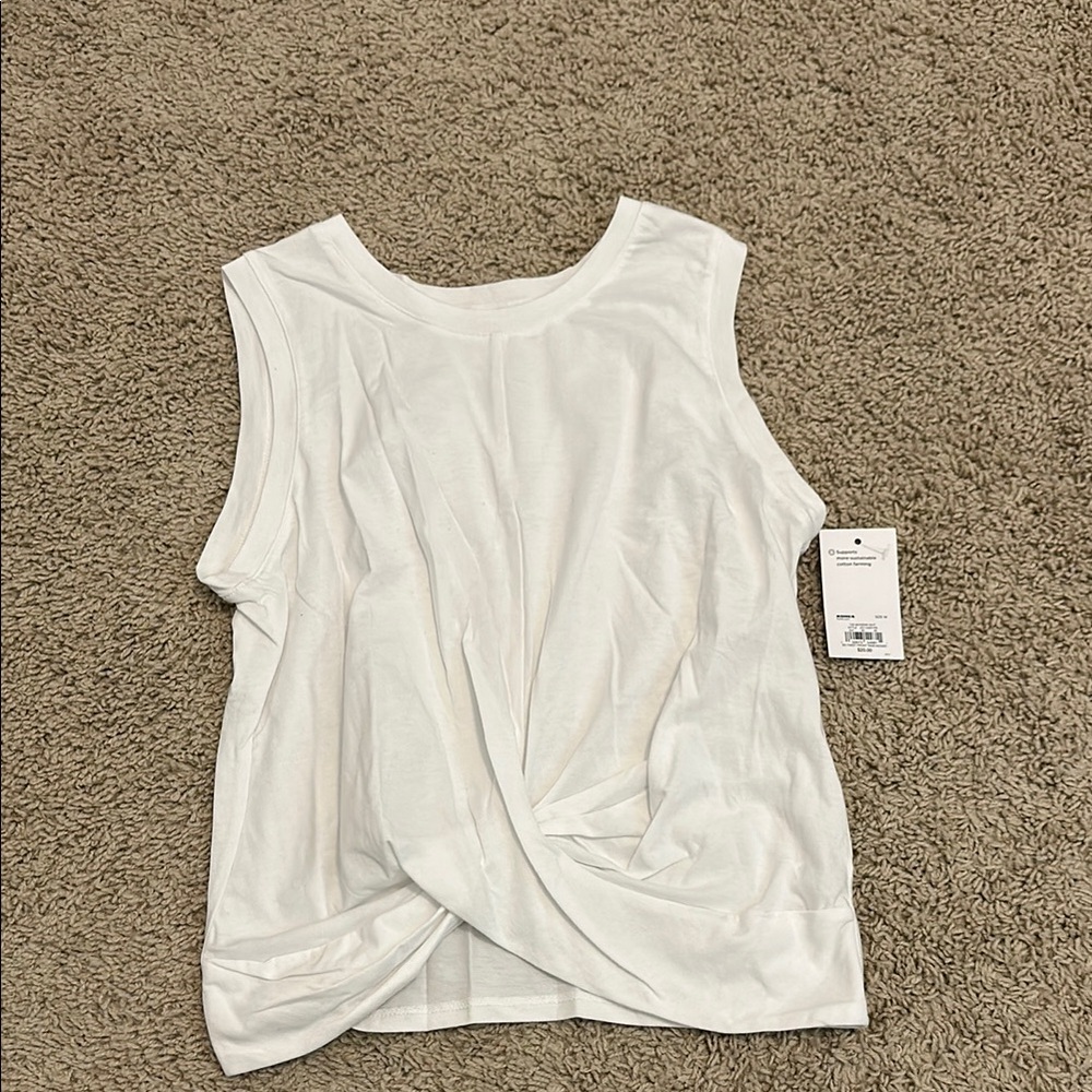Junior’s SO Twist Front Tank, Size M